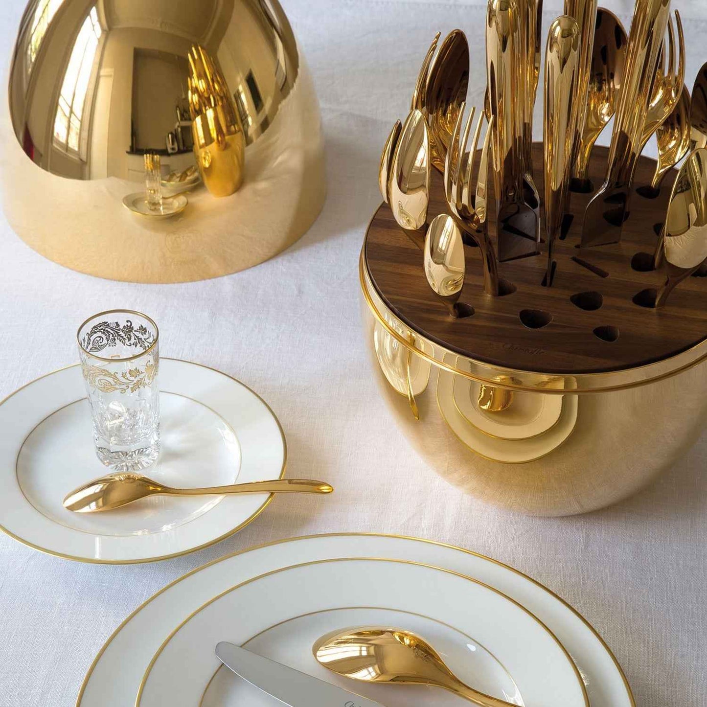 Egg-shaped Luxury Spoon Holder Set
